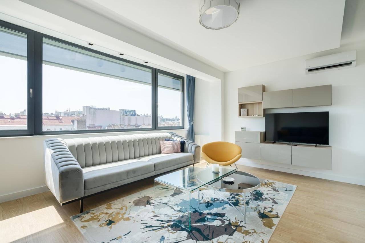 Imperial Suite With Basilika And Castle View Need Reservation For Free Parking Budapest Eksteriør billede